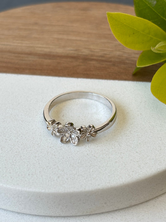925 CZ SILVER FASHION RING