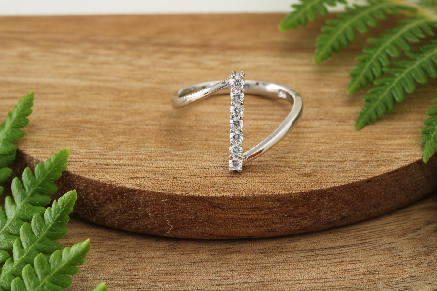 Geometric cz silver ring